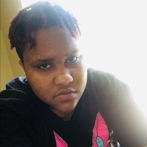 Meet your Posher, Miya